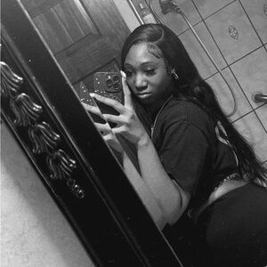 Meet your Posher, Saniya